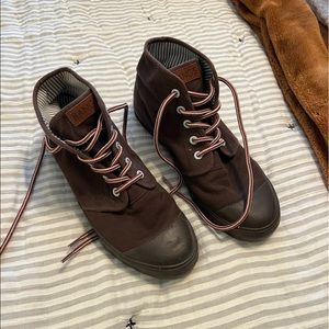 Bangs high top shoes